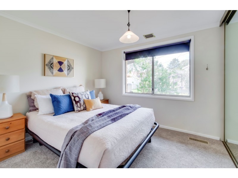 89 Chuculba Crescent, Giralang ACT 2617