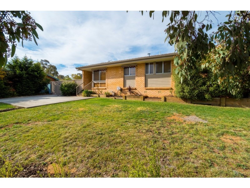 89 Chuculba Crescent, Giralang ACT 2617