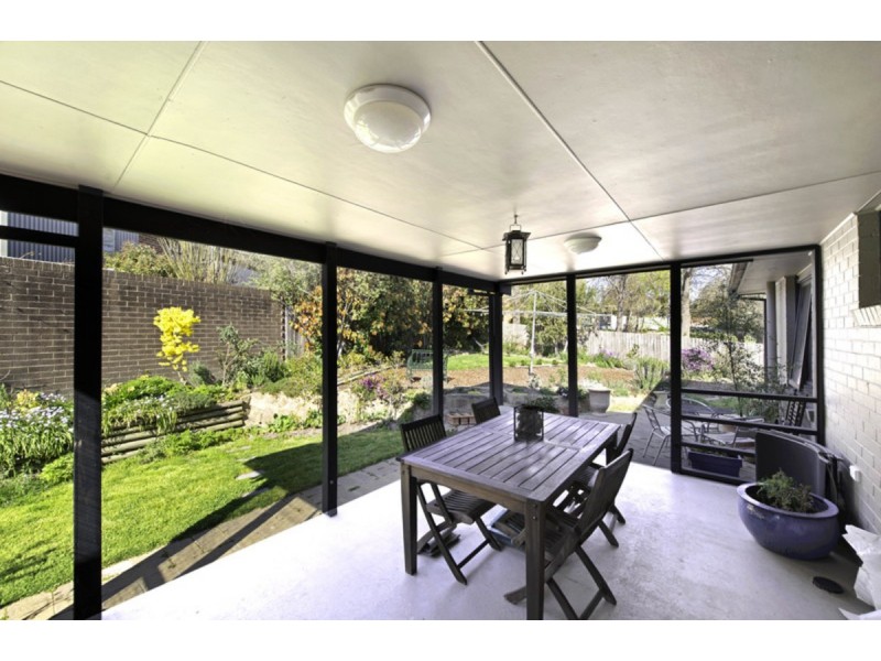 17 Herschell Circuit, Flynn ACT 2615