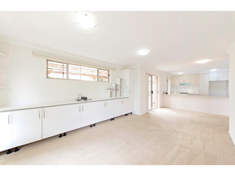 124 Macfarlane Burnett Avenue, Macgregor ACT 2615