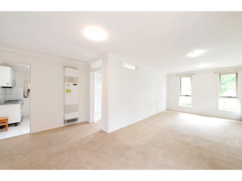 124 Macfarlane Burnett Avenue, Macgregor ACT 2615