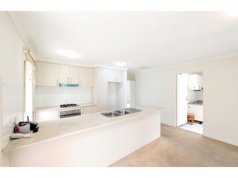 124 Macfarlane Burnett Avenue, Macgregor ACT 2615