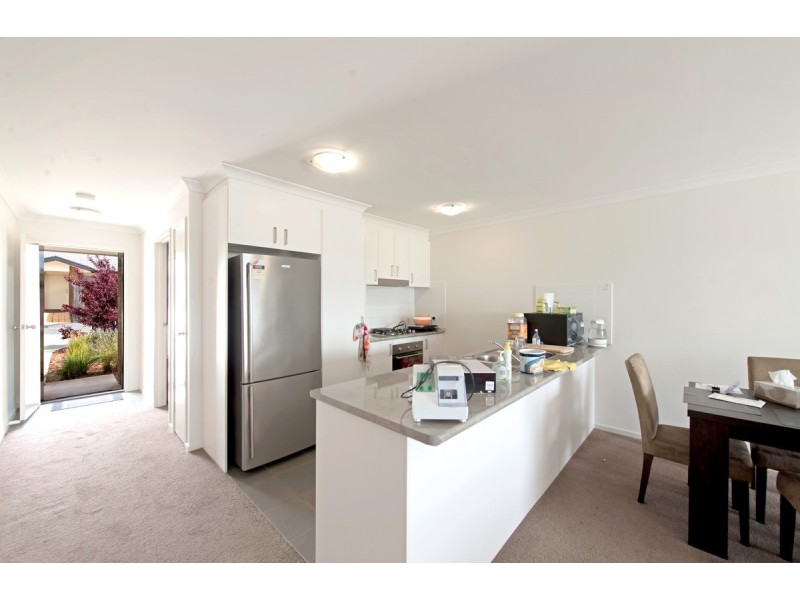 18/141 Macfarlane Burnett Avenue, Macgregor ACT 2615
