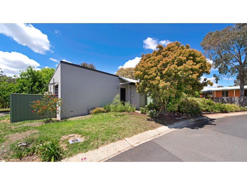4 Toomey Place, Spence ACT 2615