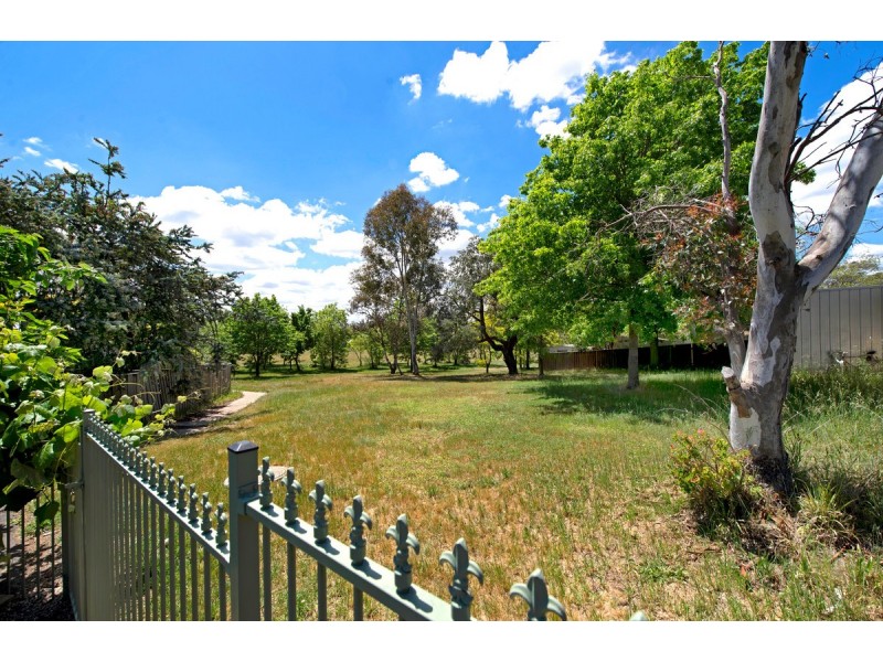 4 Toomey Place, Spence ACT 2615