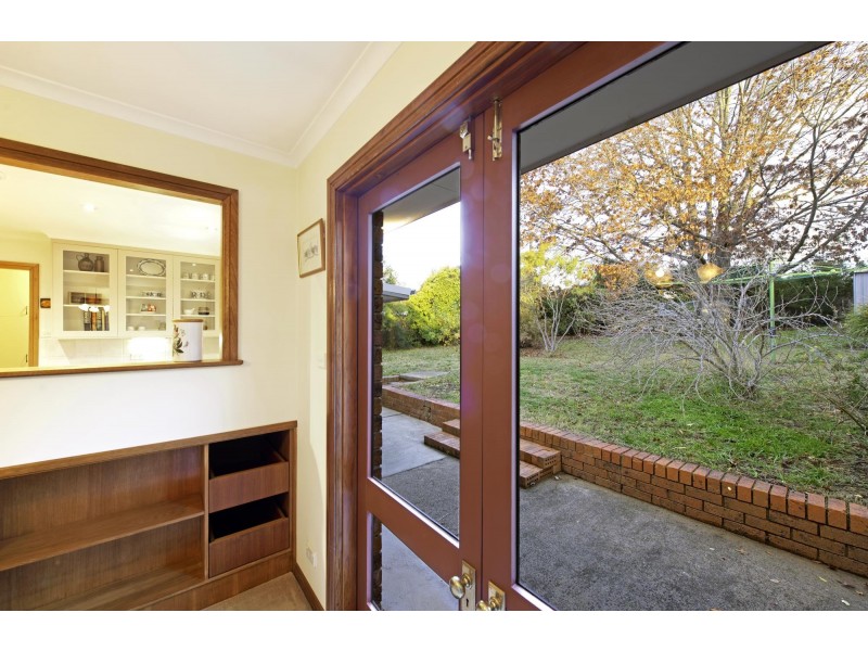 30 Mirrabucca Crescent, Giralang ACT 2617