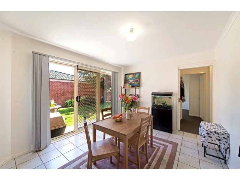 8 Maynard Street, Ngunnawal ACT 2913