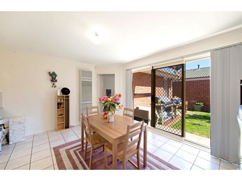 8 Maynard Street, Ngunnawal ACT 2913