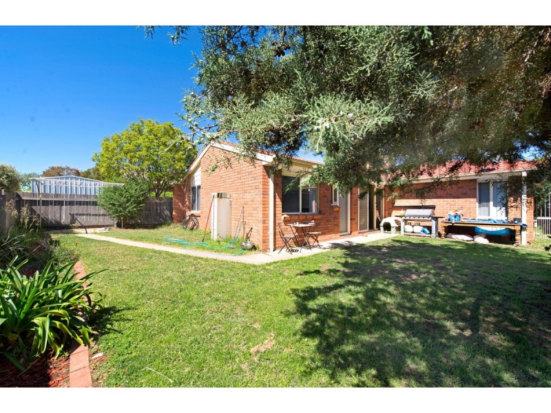 8 Maynard Street, Ngunnawal ACT 2913