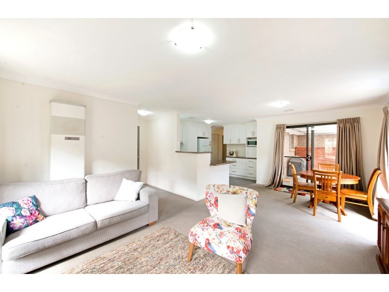 33 Victor Chang Street, Macgregor ACT 2615