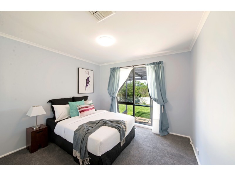12 Achernar Close, Giralang ACT 2617