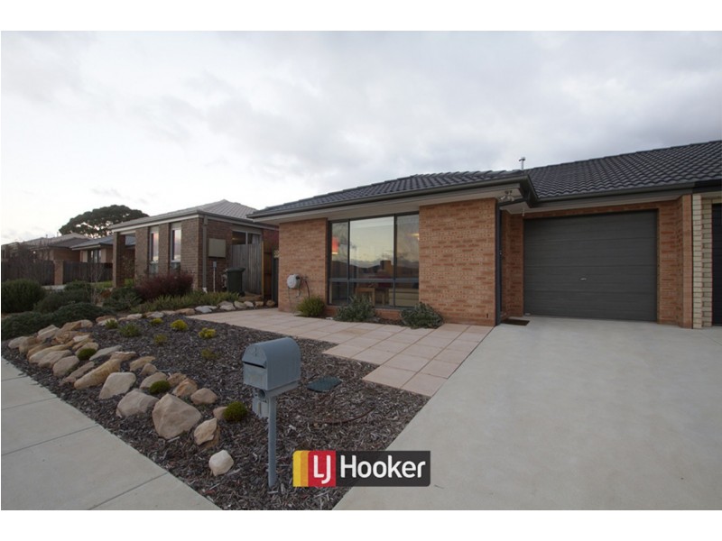 1 Boelke Place, Macgregor ACT 2615