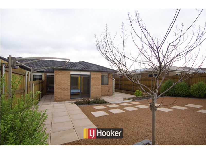 1 Boelke Place, Macgregor ACT 2615