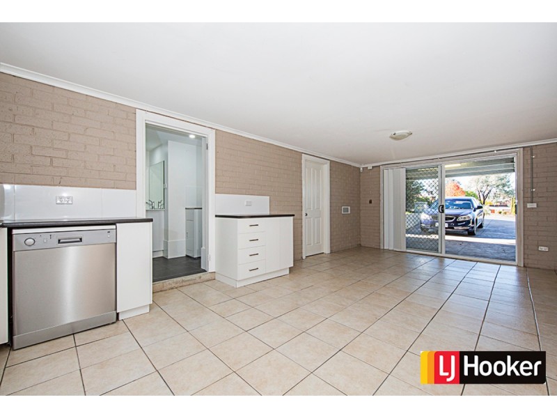 19b Carleton Street, Kambah ACT 2902