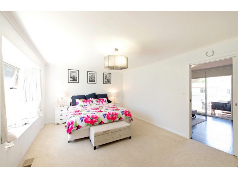 24 Florentine Circuit, Kaleen ACT 2617