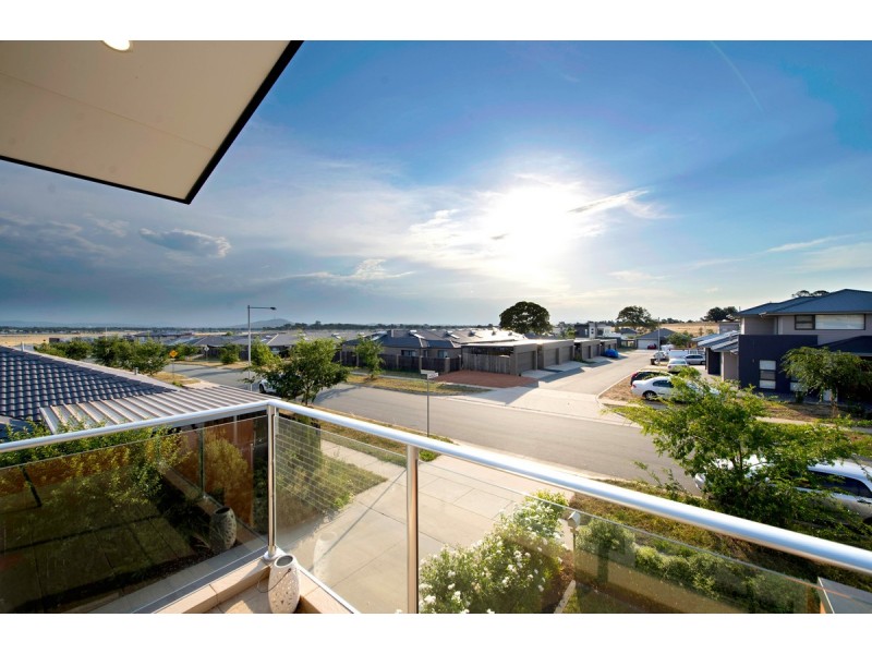 32 Alanvale Street, Harrison ACT 2914