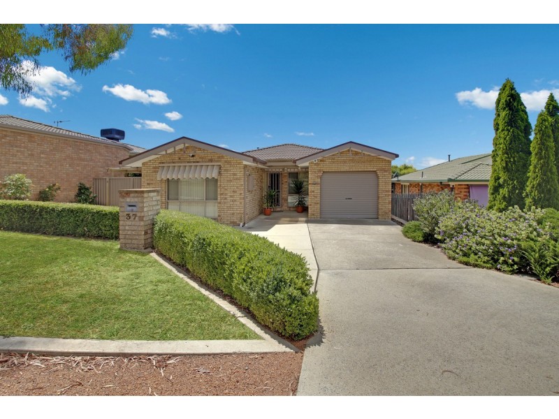 37 Warrumbul Street, Ngunnawal ACT 2913