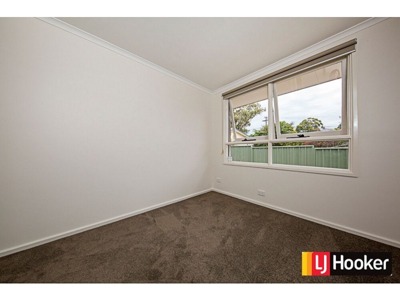 10 Eggleston Crescent, Chifley ACT 2606