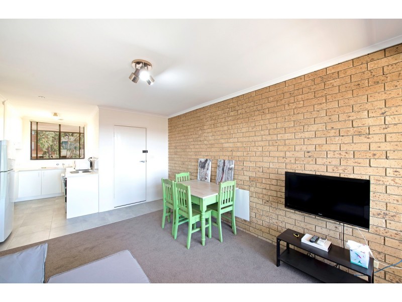 12/30 Springvale Drive, Hawker ACT 2614