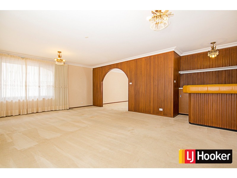 17 Sculptor Street, Giralang ACT 2617