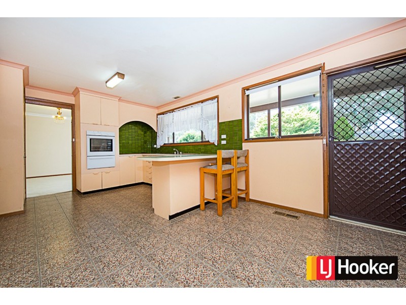 17 Sculptor Street, Giralang ACT 2617