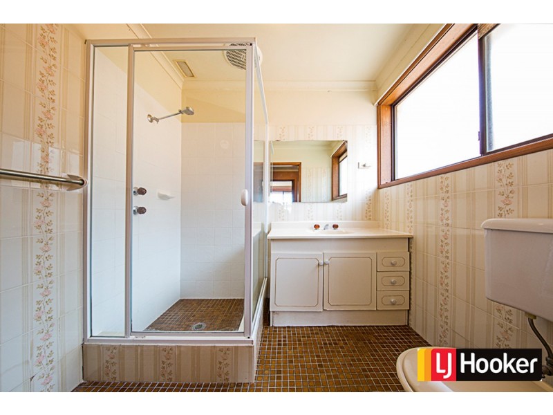 17 Sculptor Street, Giralang ACT 2617