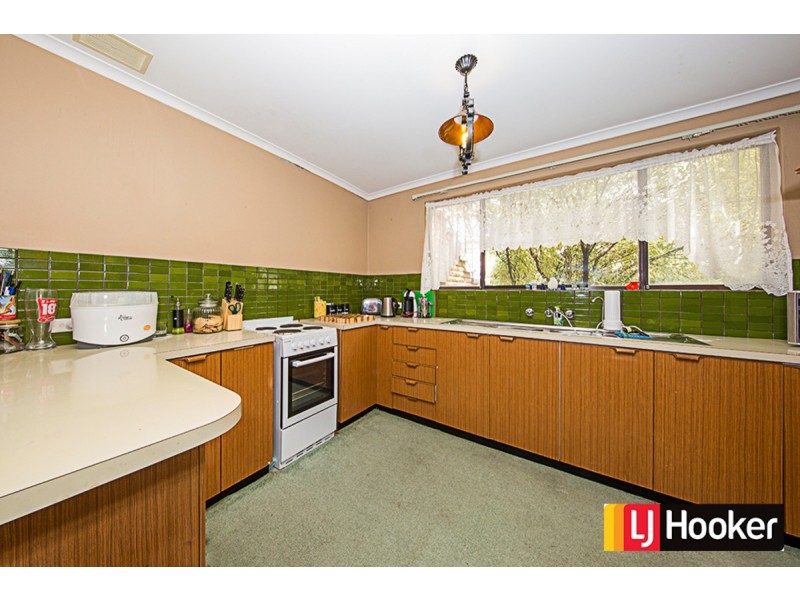 17 Sculptor Street, Giralang ACT 2617