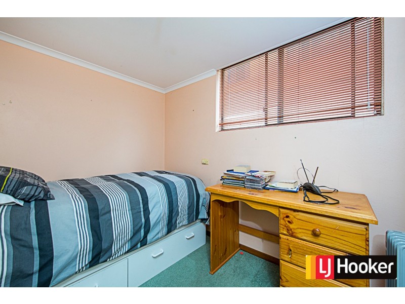 17 Sculptor Street, Giralang ACT 2617