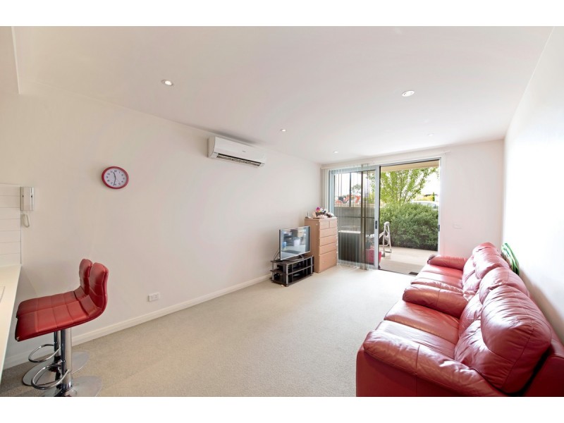 18/297 Flemington Road 2913′, Franklin ACT 2913
