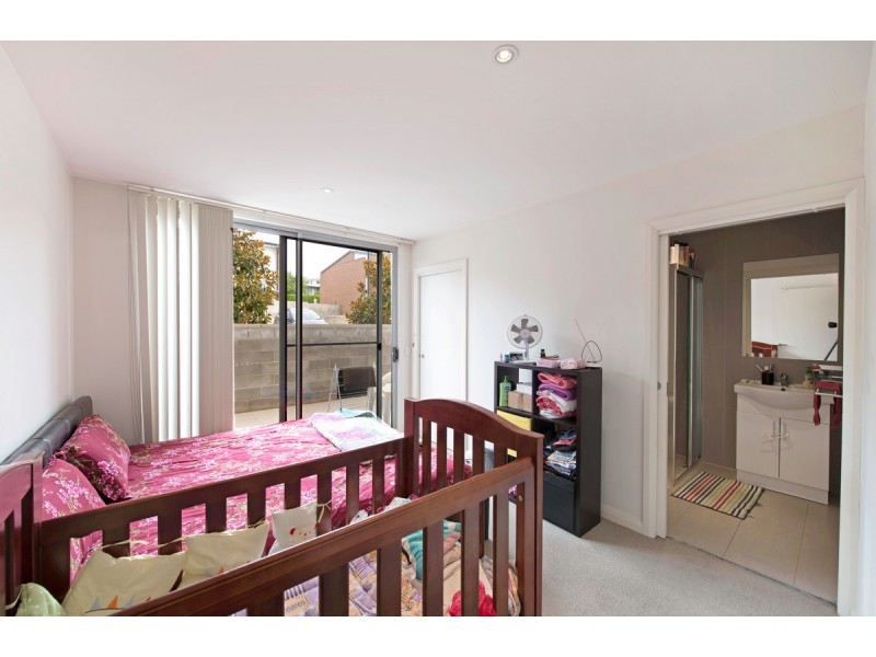 18/297 Flemington Road 2913′, Franklin ACT 2913