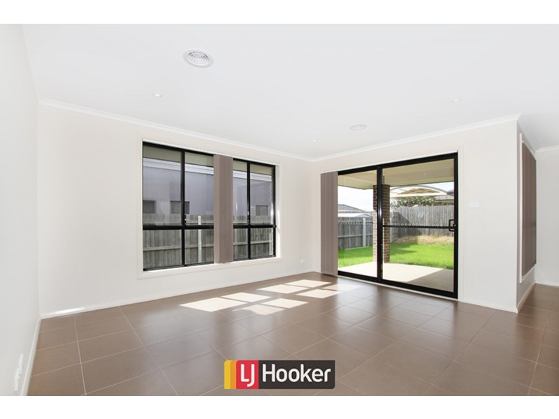 32 Heighway Street, Macgregor ACT 2615