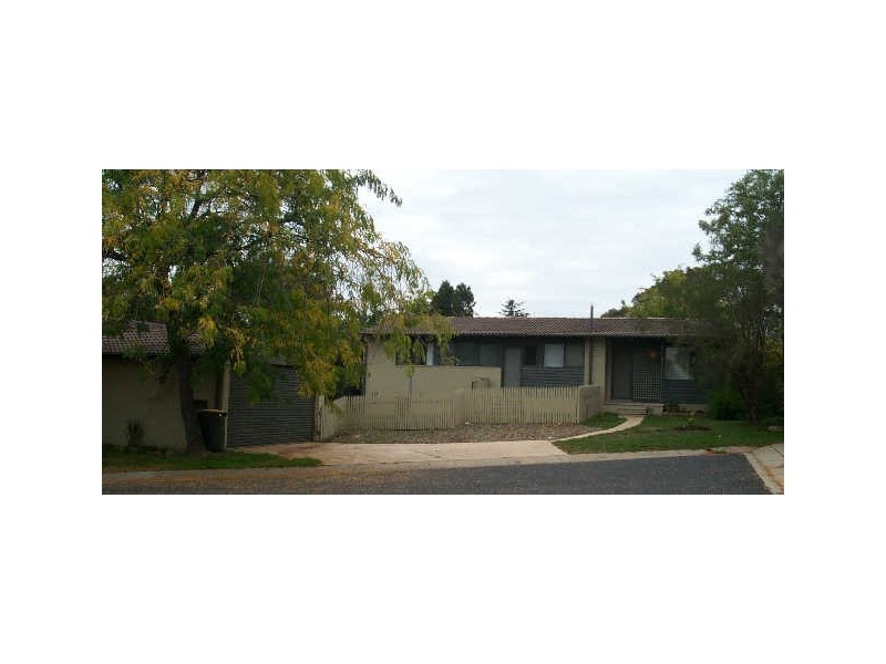 9 Dangar Place, Charnwood ACT 2615