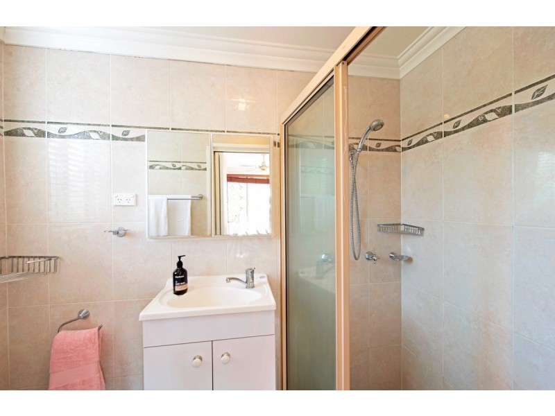 11 Phoenix Place, Giralang ACT 2617