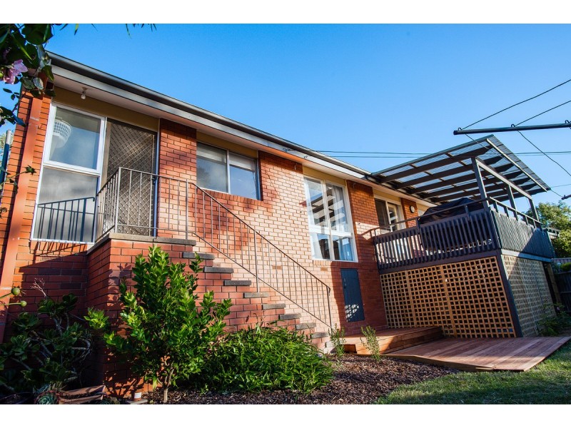 9 Lenehan Street, Giralang ACT 2617