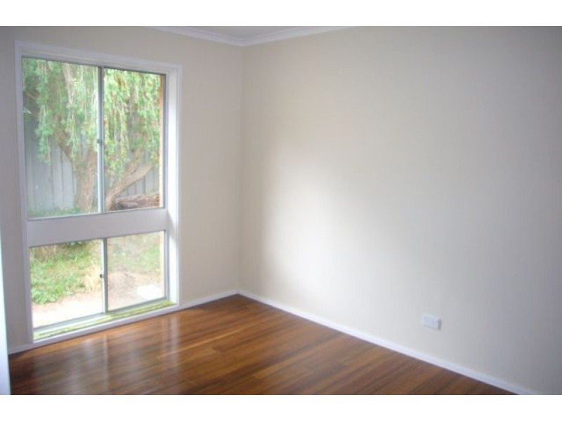 5 Lupus Place, Giralang ACT 2617