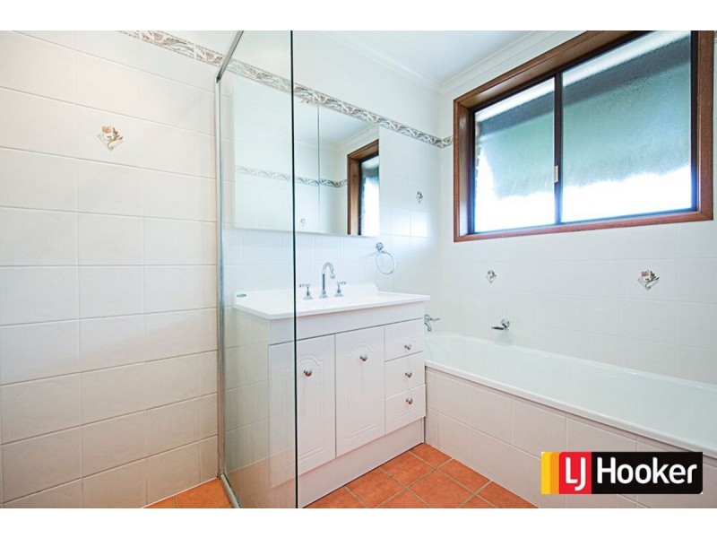 24 Ashkanasy Crescent, Evatt ACT 2617