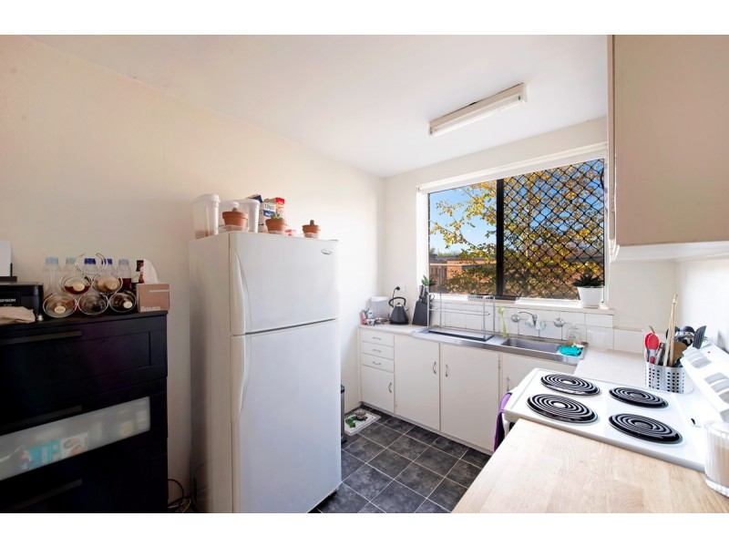 28/2-4 Clianthus Street, O’connor ACT 2602