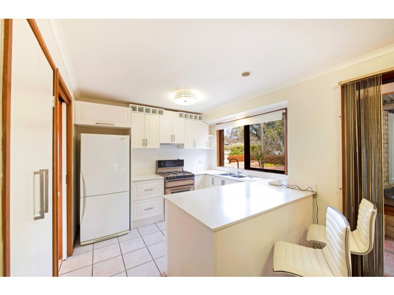 10 Meyrick Place, Florey ACT 2615