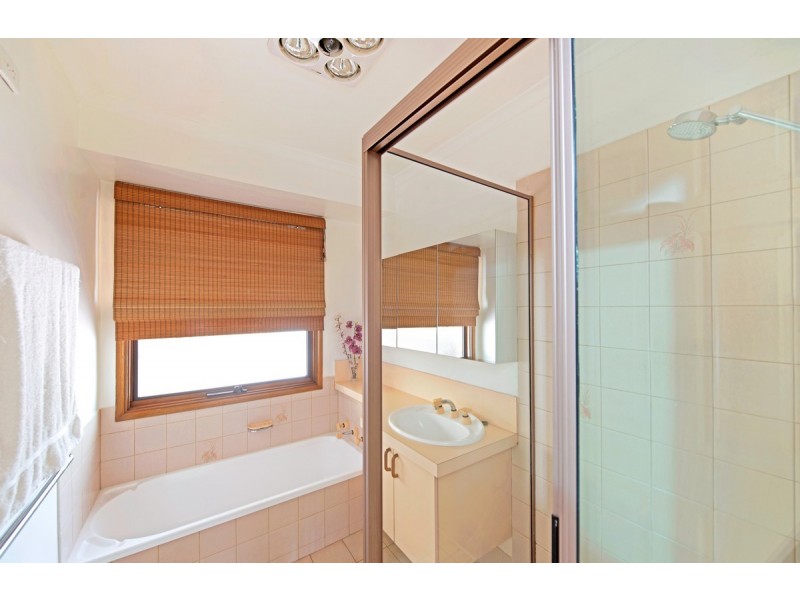 10 Meyrick Place, Florey ACT 2615