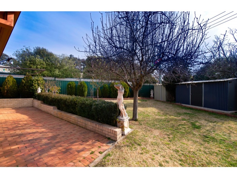 10 Meyrick Place, Florey ACT 2615