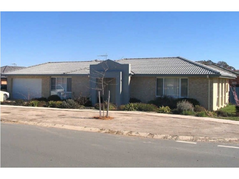 3 Carstairs Circuit, Amaroo ACT 2914
