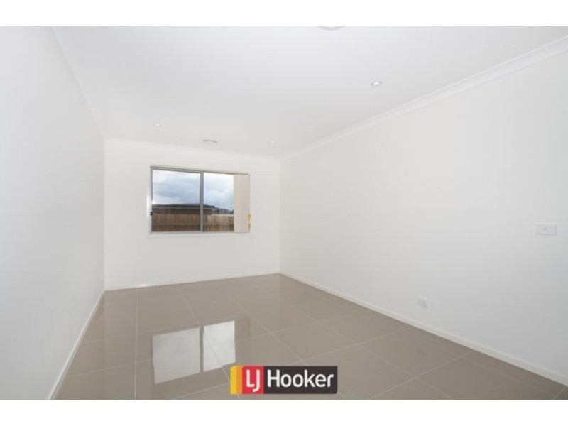 7 Peter Coppin Street, Bonner ACT 2914