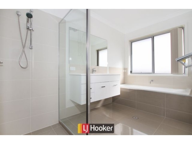7 Peter Coppin Street, Bonner ACT 2914
