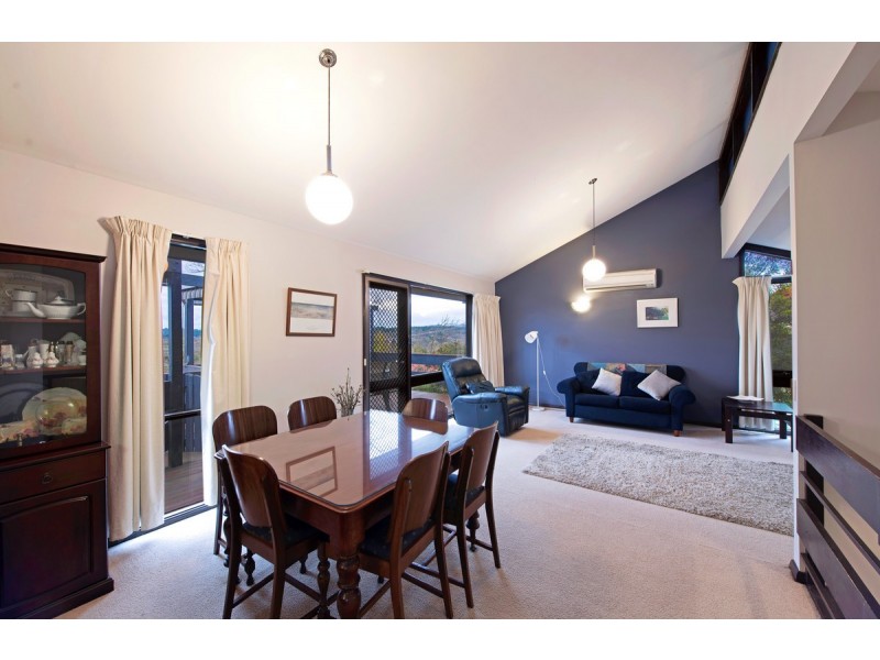 18 Sculptor Street, Giralang ACT 2617