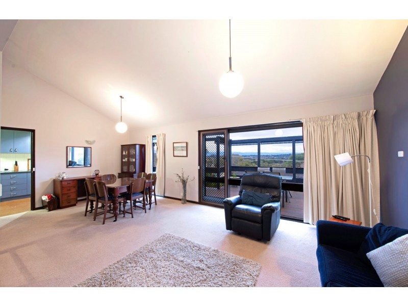 18 Sculptor Street, Giralang ACT 2617