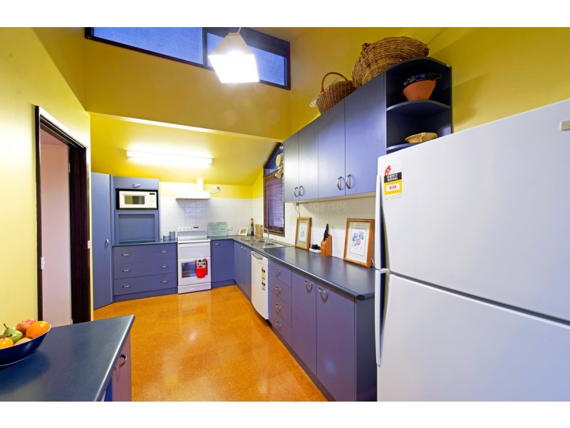 18 Sculptor Street, Giralang ACT 2617