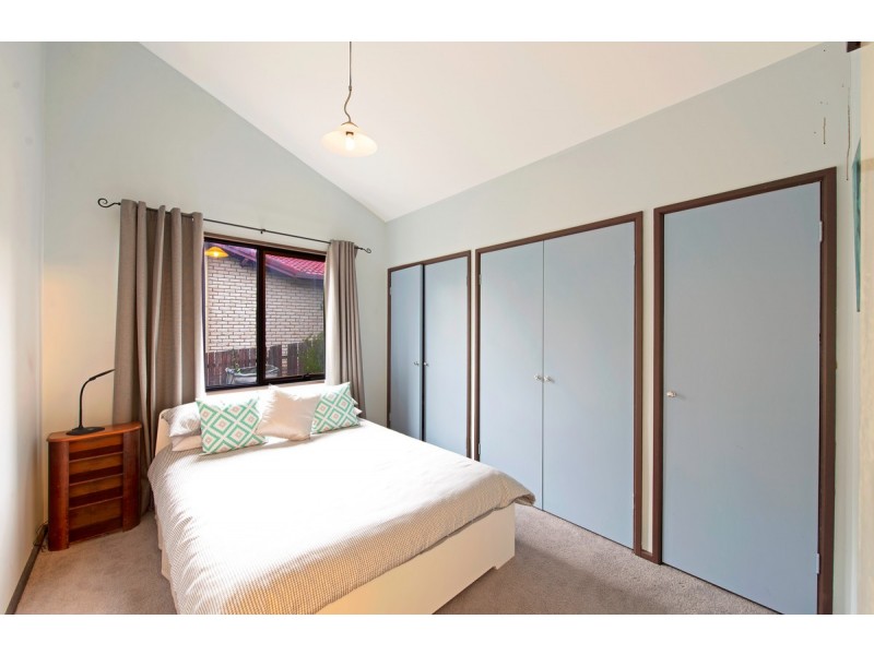 18 Sculptor Street, Giralang ACT 2617