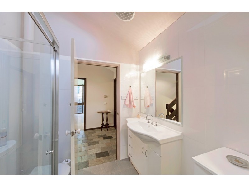 18 Sculptor Street, Giralang ACT 2617