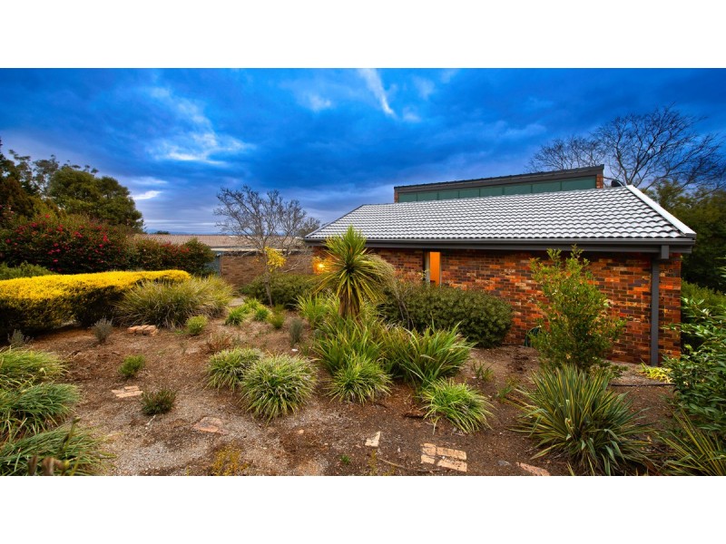 18 Sculptor Street, Giralang ACT 2617