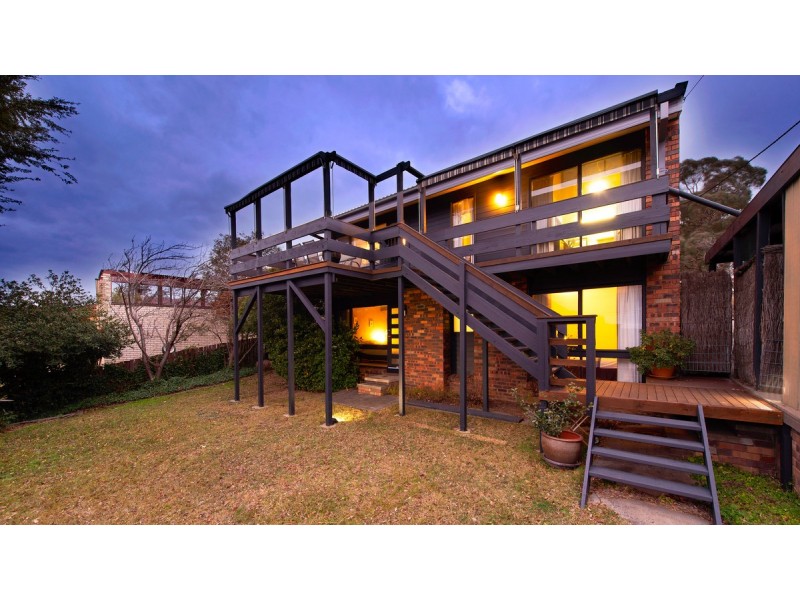 18 Sculptor Street, Giralang ACT 2617
